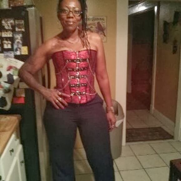 Meet your Posher, Davida - Picture 1 of 1